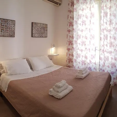 Guest house Dietro Il Massimo *