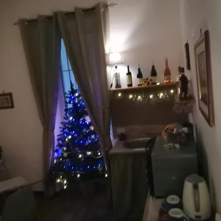 Bella Bed and Breakfast 2*