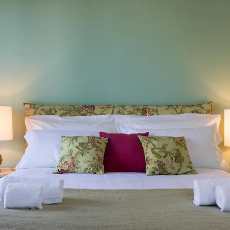 I Mori Di Porta Nuova & Terrace Bed & Breakfast 3*
