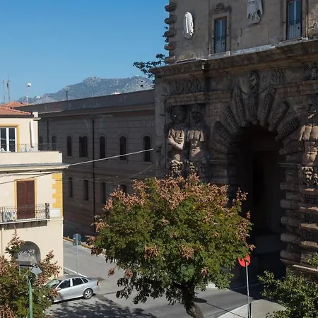 I Mori Di Porta Nuova & Terrace Bed & Breakfast 3*