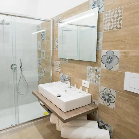 Le Stanze Dell'emiro فندق مبيت وإفطار *
