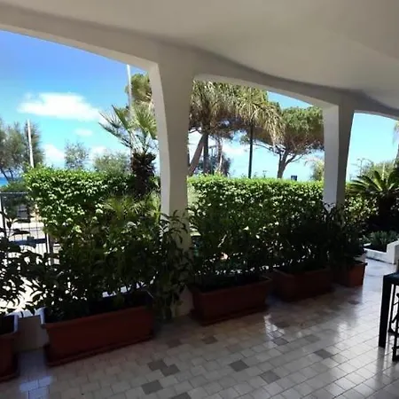 Azzurra Beachfront Mondello - Ferienhaus Palermo