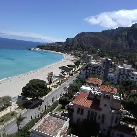 Ferienhaus Azzurra Beachfront Mondello -