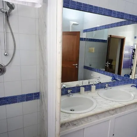 Azzurra Beachfront Mondello -
