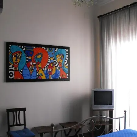 Bed & Breakfast Casa Degli Artisti 3*