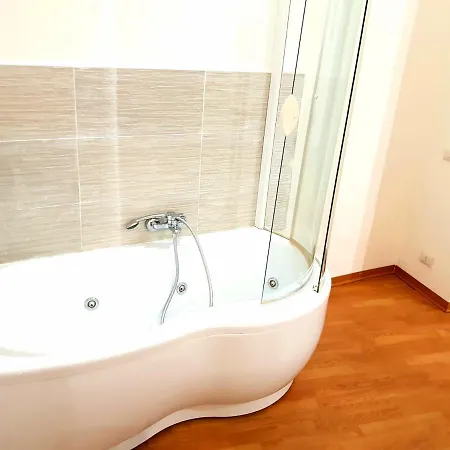 New! Flat With Jacuzzi Center Apartamento