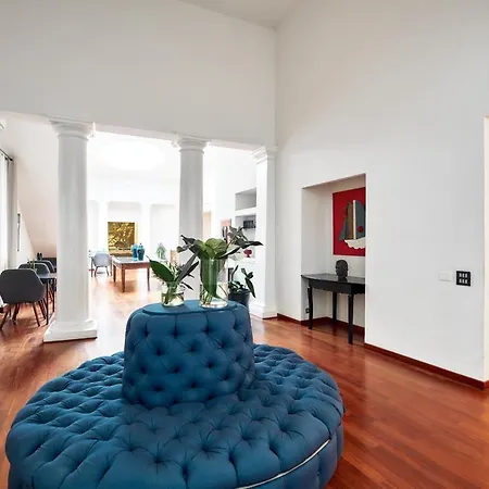 L' Hotellerie Easy Bed & Breakfast