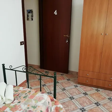 Guest house Casa Claudia *