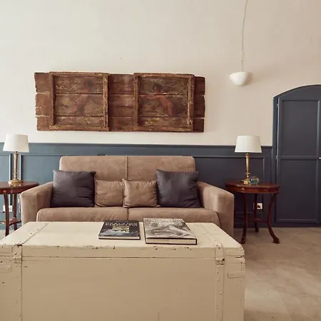 L' Hotellerie Easy Bed & Breakfast 2*