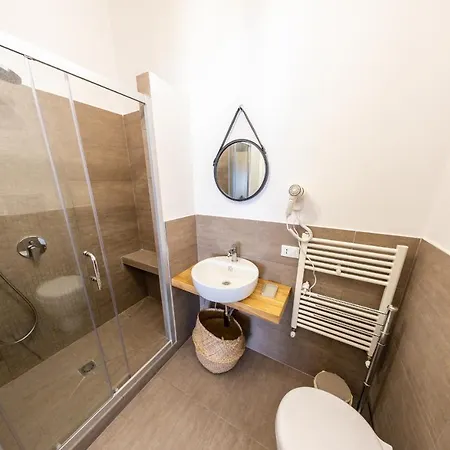 Via Roma 315 B&B 2*