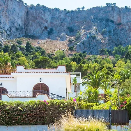 Villetta Di Fronte Al Mare Dell'addaura By Wonderful Italy Holiday home
