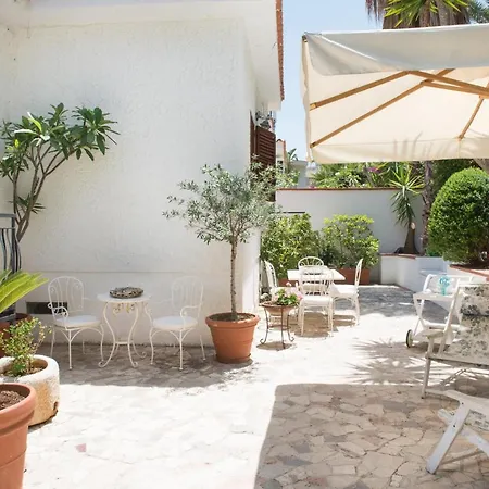 Villetta Di Fronte Al Mare Dell'addaura By Wonderful Italy Holiday home