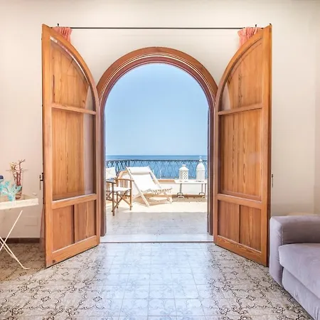 Holiday home Villetta Di Fronte Al Mare Dell'addaura By Wonderful Italy *