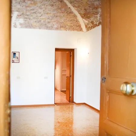 Porta Vicari With View In Downtown *