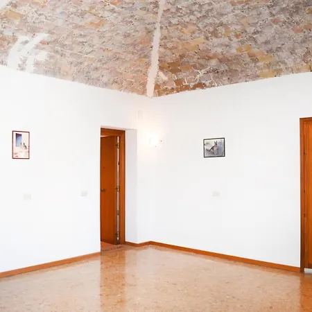 Porta Vicari With View In Downtown *