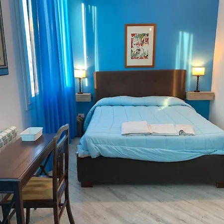 לינה וארוחת בוקר La Maison Del Sole