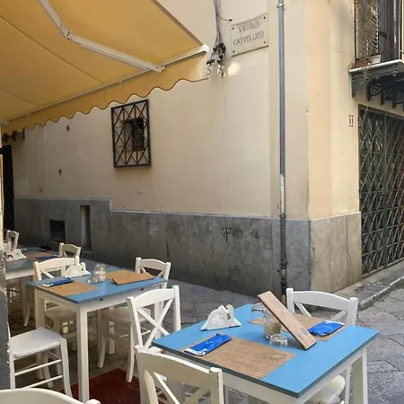 Tanto Di Cappello Apartmán *