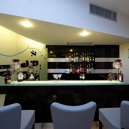 Grand Piazza Borsa Hotel 4*
