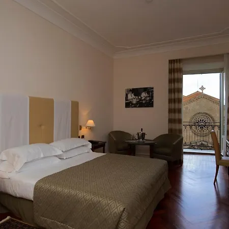 Grand Piazza Borsa Hotel 4*