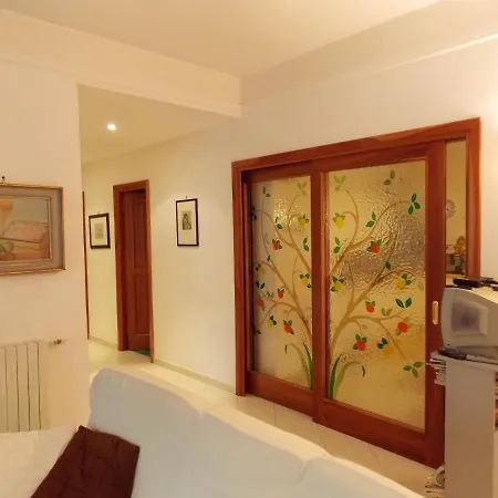 2 Bedrooms With View And Balcony At Appartamento Palermo