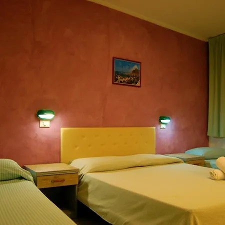 Bellevue Del Golfo & Hotell