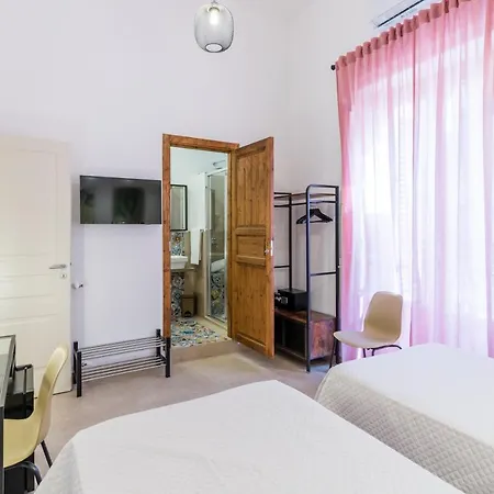 Mama Tita And Breakfast Bed & Breakfast 2*