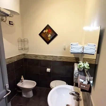 Bed&book Palazzo Cutelli Bed and breakfast 3*