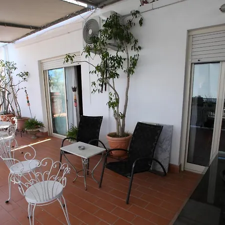 Гостевой дом Accardi House Searooms 2*