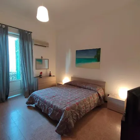 Lili House Apartment *