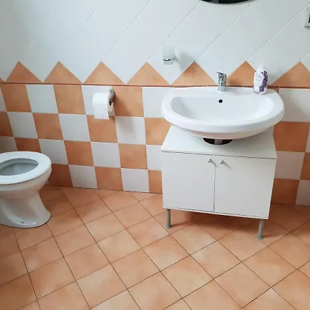 Stanze Di Leo *