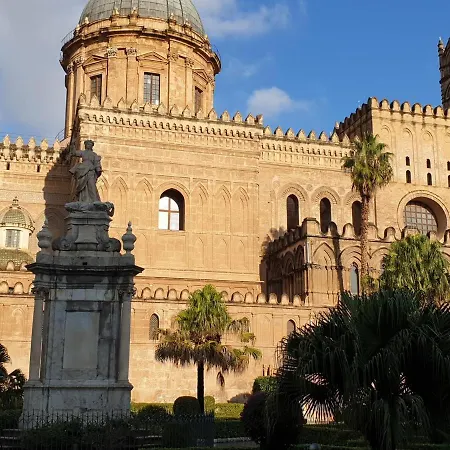 Stanze Di Leo *