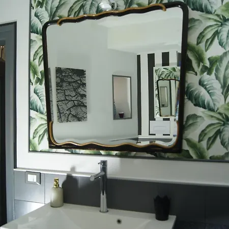 Beeclaire Apartment