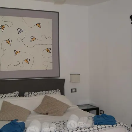 Beeclaire Apartment *