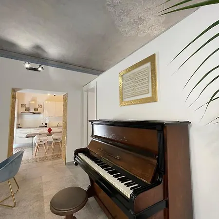Casta Diva Luxury Apartment *