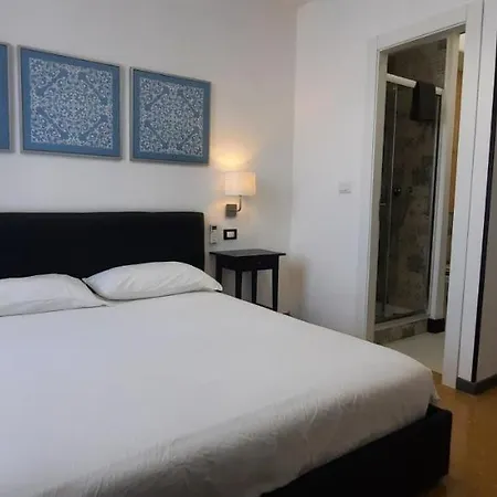 Centre 2* Palermo