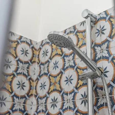 Alojamento de Acomodação e Pequeno-almoço Liberty Palace 3*