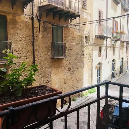 Al Piazza Marina Palace Palermo