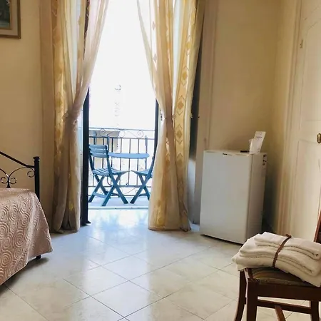 Al Piazza Marina Palace 2*