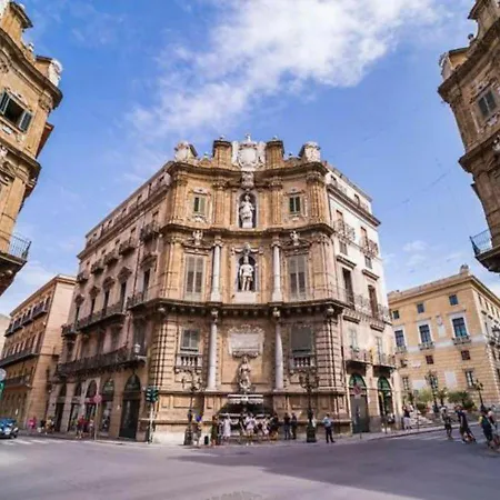 Porta Vicari With View In Downtown *