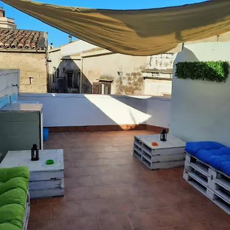 La Terrazza Sul Vicolo Affittacamere Palermo