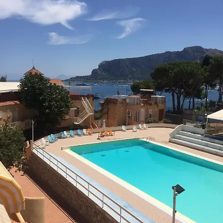 Ashur Mondello 2* Palermo