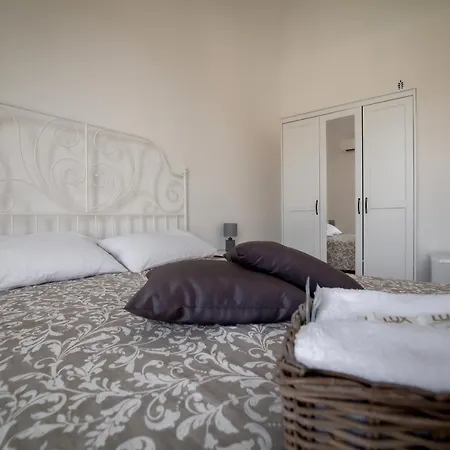 Pindemonte Apartamento *