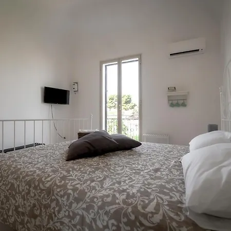 Pindemonte Apartamento