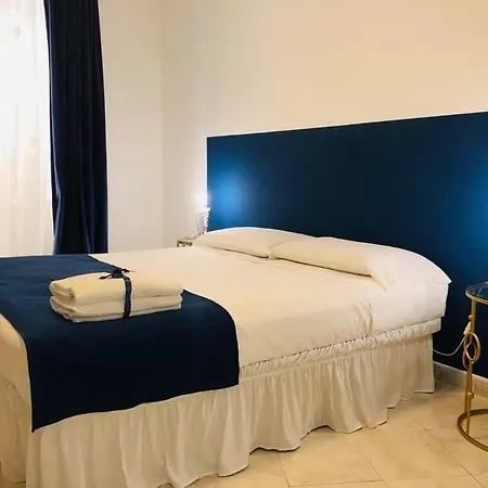 Al Piazza Marina Palace Bed & Breakfast