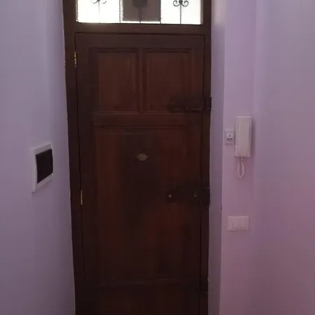 Bed & Breakfast La Casa Dei Colori 3*