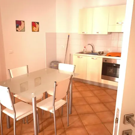 Casa Arancio Apartment *