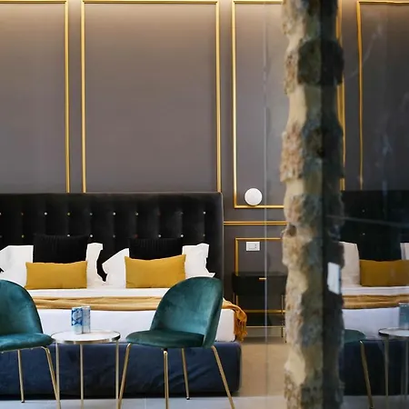 Family Affair Luxury Rooms&suites 巴勒莫
