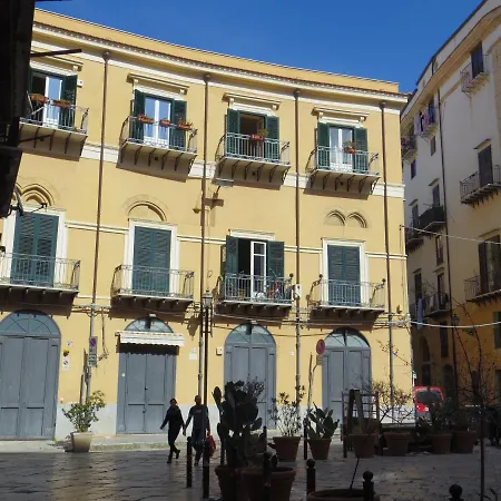 Family House - Bb Maletto 3* Palermo
