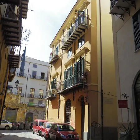 Family House - Bb Maletto 3* Palermo