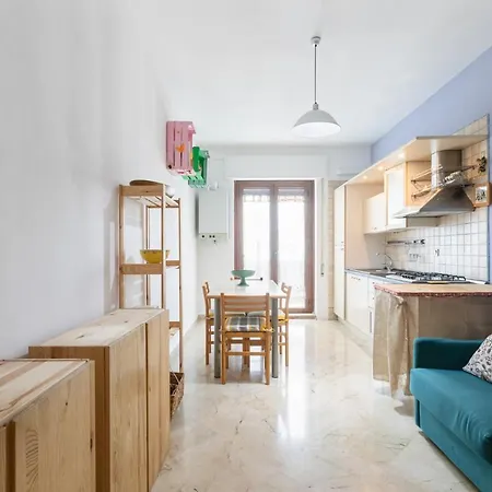 Politeama Lovely With Balcony Apartment